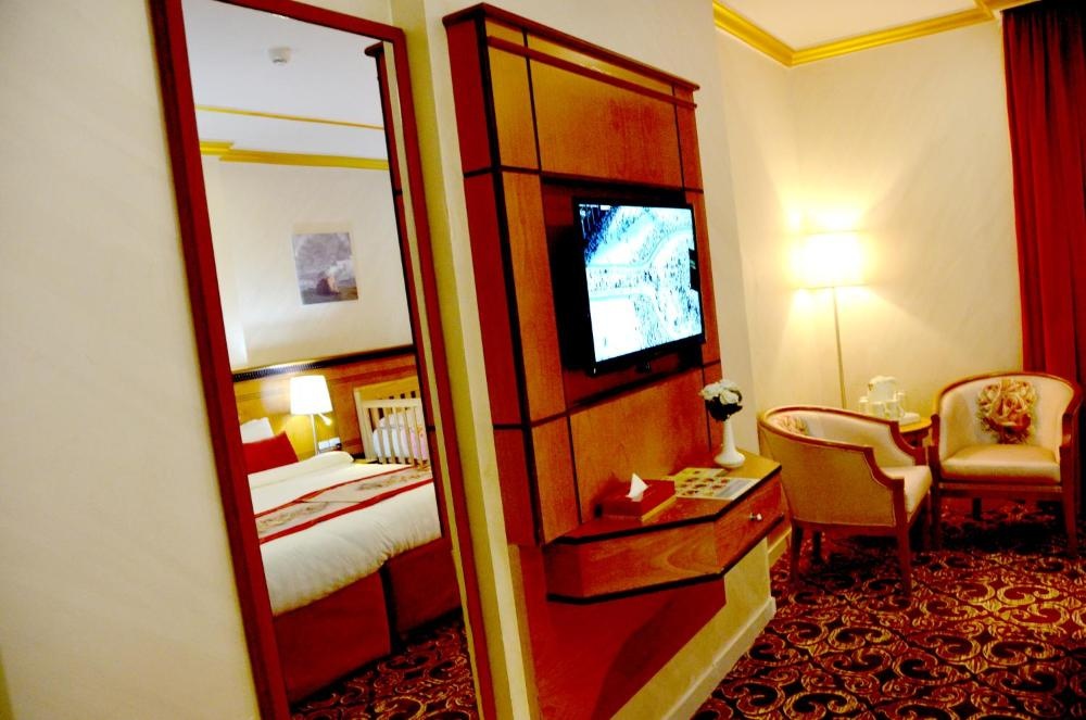 Room image 5